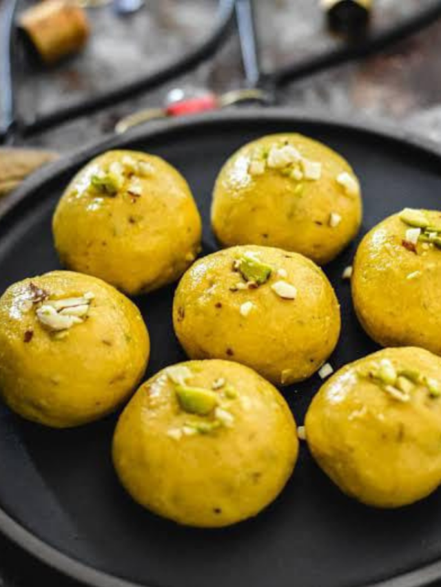 healthy home made snacks made from gram flour besan